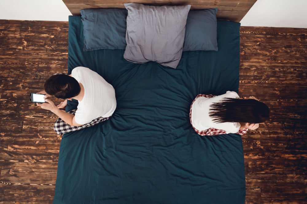Indépendance de couchage : comment ne plus sentir les mouvements de son partenaire ?